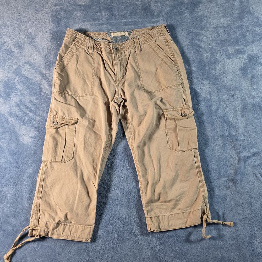 Vintage Y2K Levi’s Cargo Capri Pants Women Size 6 Tan Khaki Tie Hem Utility